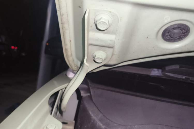 Used Wuling Hongguang MINIEV 2021 Macaron Premium Model – Lithium Iron Phosphate Engine Bay Right