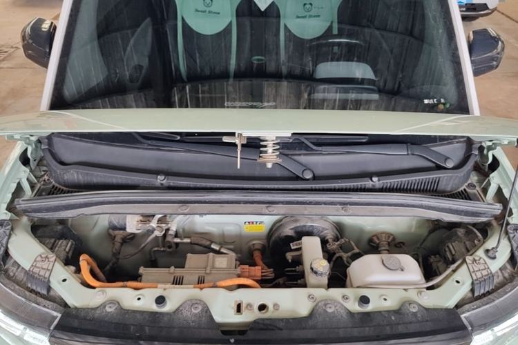 Used Wuling Hongguang MINIEV 2021 Macaron Premium Model – Lithium Iron Phosphate Engine Bay