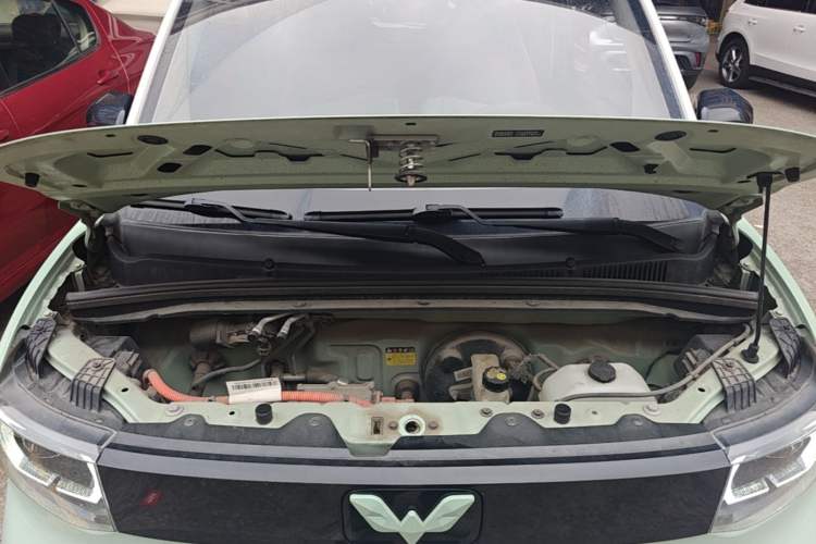 Used Wuling Hongguang MINIEV 2021 Macaron Premium Model – Lithium Iron Phosphate Engine Bay