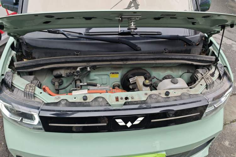 Used Wuling Hongguang MINIEV 2021 Macaron Premium Model – Lithium-NMC Engine Bay