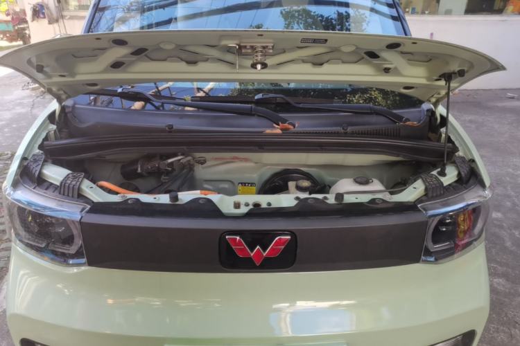 Used Wuling Hongguang MINIEV 2021 Macaron Fashion Edition Lithium-Ion Battery Engine Bay