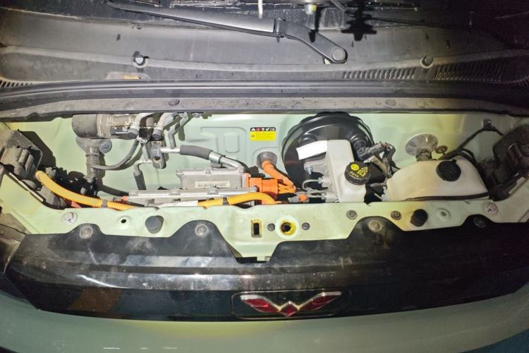 Used Wuling Hongguang MINIEV 2021 Macaron Premium Model – Lithium Iron Phosphate Engine Bay