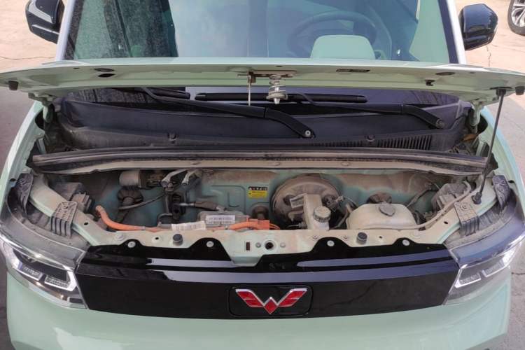 Used Wuling Hongguang MINIEV 2021 Macaron Premium Model – Lithium Iron Phosphate Engine Bay