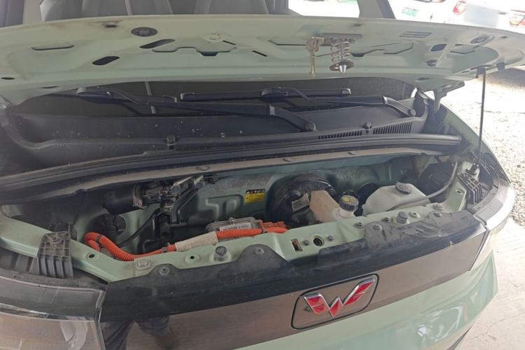 Used Wuling Hongguang MINIEV 2021 Macaron Premium Model – Lithium Iron Phosphate Engine Bay