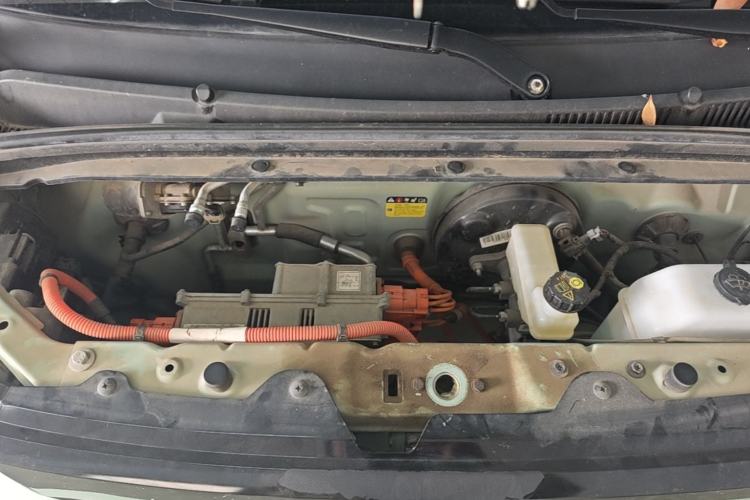 Used Wuling Hongguang MINIEV 2021 Macaron Premium Model – Lithium Iron Phosphate Engine Bay