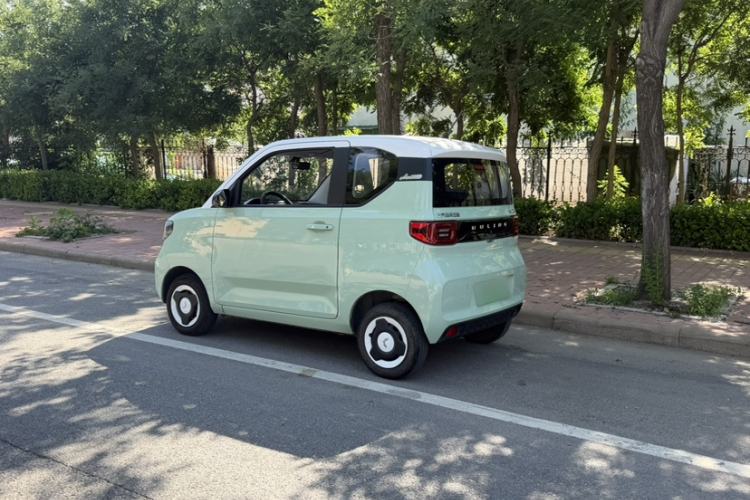 Used Wuling Hongguang MINIEV 2021 Macaron Fashion Model Lithium Iron Phosphate Exterior 1