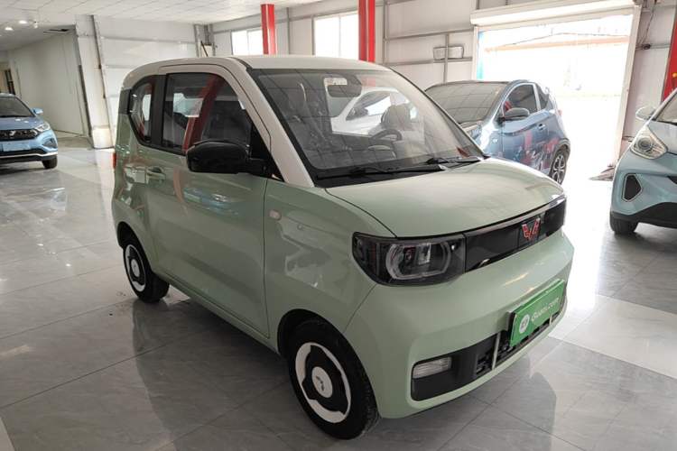 Used Wuling Hongguang MINIEV 2021 Macaron Fashion Model Lithium Iron Phosphate Exterior 1