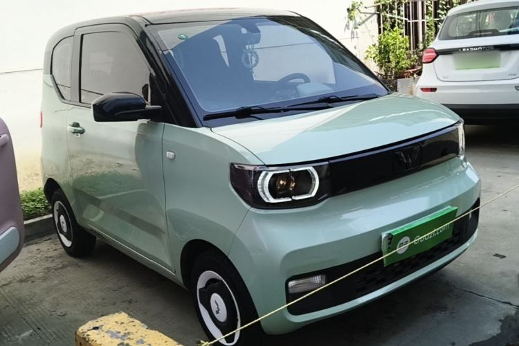 Used Wuling Hongguang MINIEV 2021 Macaron Premium Model – Lithium Iron Phosphate Exterior 1