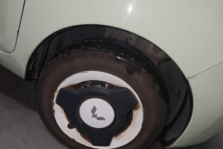 Used Wuling Hongguang MINIEV 2021 Macaron Fashion Model Lithium Iron Phosphate Exterior 1