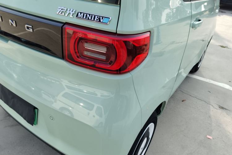 Used Wuling Hongguang MINIEV 2021 Macaron Premium Model – Lithium Iron Phosphate Exterior 1