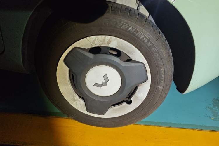 Used Wuling Hongguang MINIEV 2021 Macaron Premium Model – Lithium Iron Phosphate Exterior 1