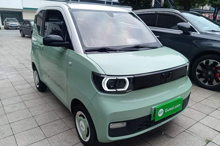 Used Wuling Hongguang MINIEV 2021 Macaron Fashion Model Lithium Iron Phosphate Exterior 1