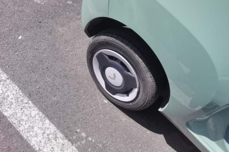 Used Wuling Hongguang MINIEV 2021 Macaron Premium Model – Lithium Iron Phosphate Exterior 2