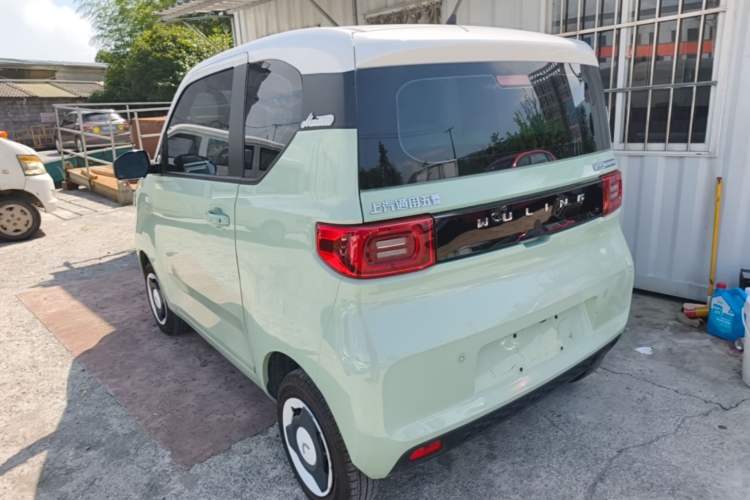 Used Wuling Hongguang MINIEV 2021 Macaron Fashion Model Lithium Iron Phosphate Exterior 2