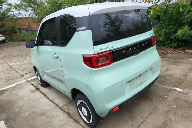 Used Wuling Hongguang MINIEV 2021 Macaron Fashion Model Lithium Iron Phosphate Exterior 2