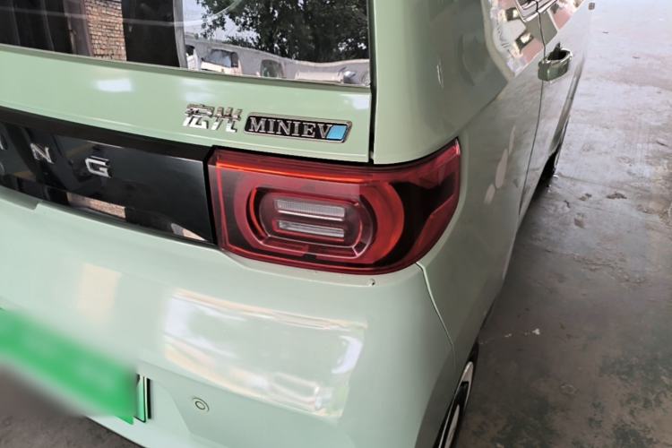 Used Wuling Hongguang MINIEV 2021 Macaron Fashion Model Lithium Iron Phosphate Exterior 3