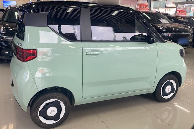 Used Wuling Hongguang MINIEV 2021 Macaron Fashion Model Lithium Iron Phosphate Exterior 3
