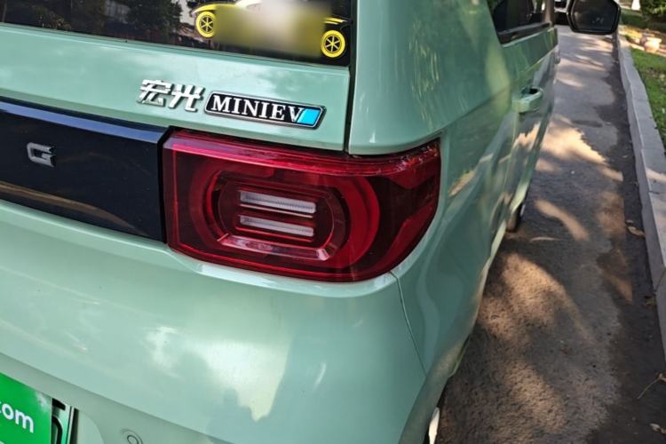 Used Wuling Hongguang MINIEV 2021 Macaron Fashion Model Lithium Iron Phosphate Exterior 3