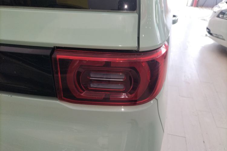 Used Wuling Hongguang MINIEV 2021 Macaron Premium Model – Lithium Iron Phosphate Exterior 3