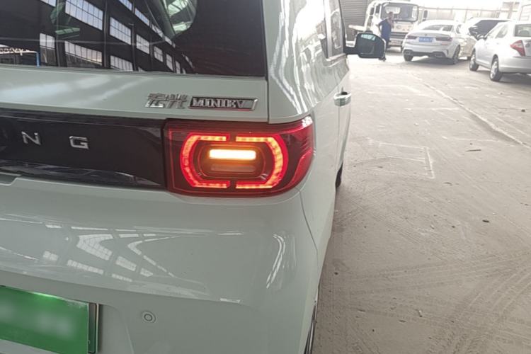 Used Wuling Hongguang MINIEV 2021 Macaron Fashion Edition Lithium-Ion Battery Exterior 3