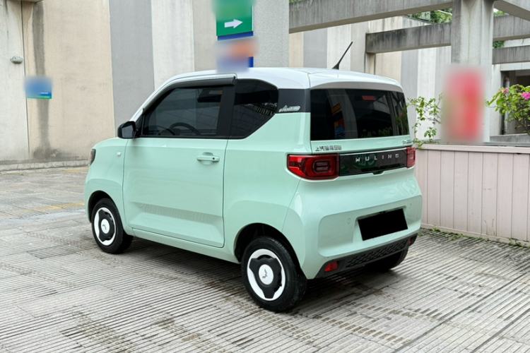 Used Wuling Hongguang MINIEV 2021 Macaron Fashion Model Lithium Iron Phosphate Exterior 3