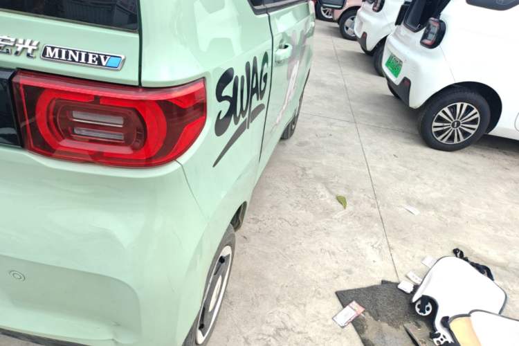 Used Wuling Hongguang MINIEV 2021 Macaron Premium Model – Lithium Iron Phosphate Exterior 3