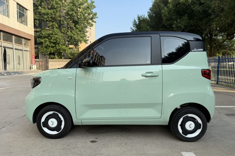 Used Wuling Hongguang MINIEV 2021 Macaron Premium Model – Lithium Iron Phosphate Exterior 4