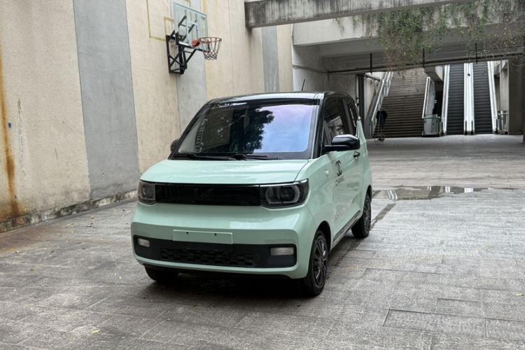 Used Wuling Hongguang MINIEV 2021 Macaron Fashion Model Lithium Iron Phosphate Exterior 4