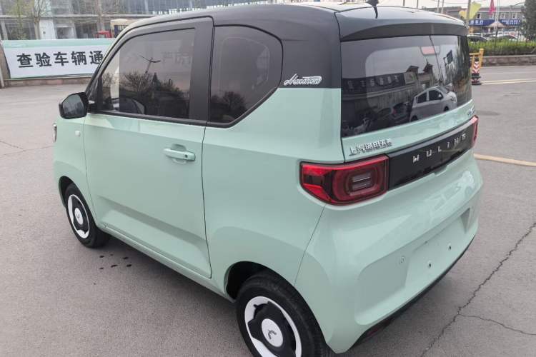 Used Wuling Hongguang MINIEV 2021 Macaron Premium Model – Lithium Iron Phosphate Exterior 4
