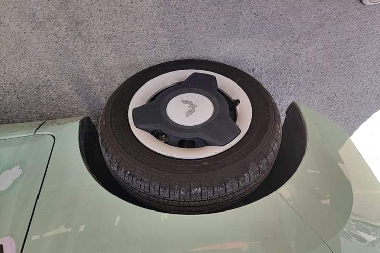 Used Wuling Hongguang MINIEV 2021 Macaron Premium Model – Lithium-NMC Exterior 4