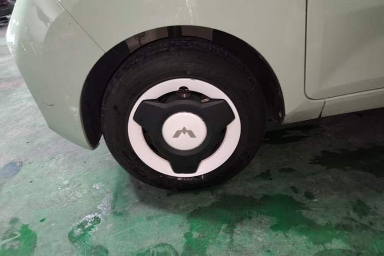 Used Wuling Hongguang MINIEV 2021 Macaron Premium Model – Lithium Iron Phosphate Exterior 4