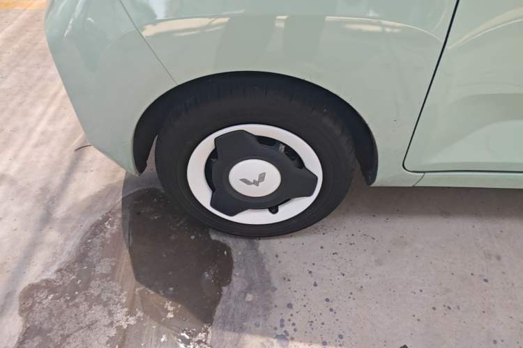 Used Wuling Hongguang MINIEV 2021 Macaron Premium Model – Lithium Iron Phosphate Exterior 4