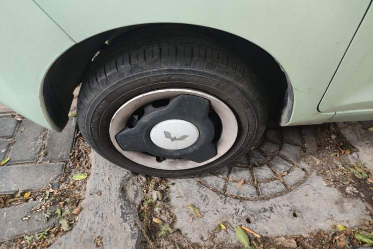 Used Wuling Hongguang MINIEV 2021 Macaron Premium Model – Lithium Iron Phosphate Exterior 4