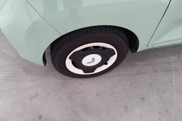 Used Wuling Hongguang MINIEV 2021 Macaron Fashion Model Lithium Iron Phosphate Exterior 4