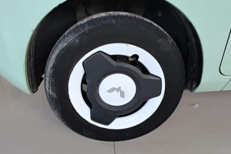 Used Wuling Hongguang MINIEV 2021 Macaron Fashion Edition Lithium-Ion Battery Exterior 4