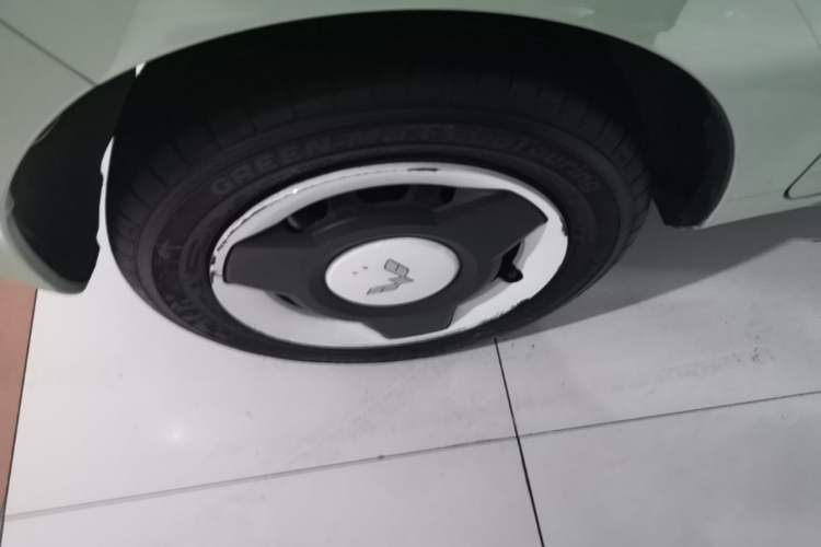 Used Wuling Hongguang MINIEV 2021 Macaron Premium Model – Lithium Iron Phosphate Exterior 4