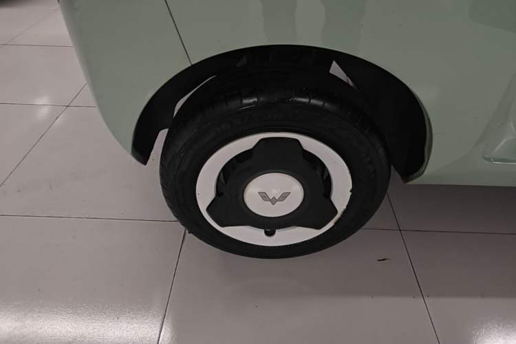 Used Wuling Hongguang MINIEV 2021 Macaron Premium Model – Lithium Iron Phosphate Exterior 5