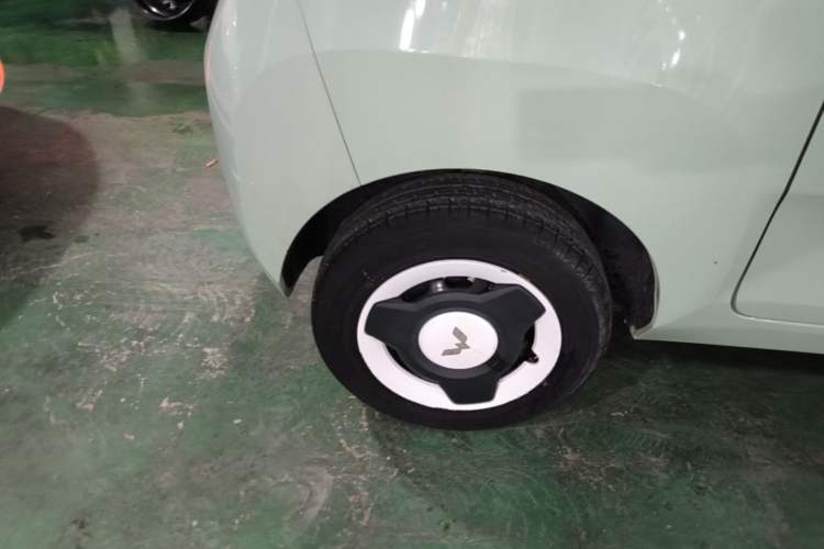 Used Wuling Hongguang MINIEV 2021 Macaron Premium Model – Lithium Iron Phosphate Exterior 5