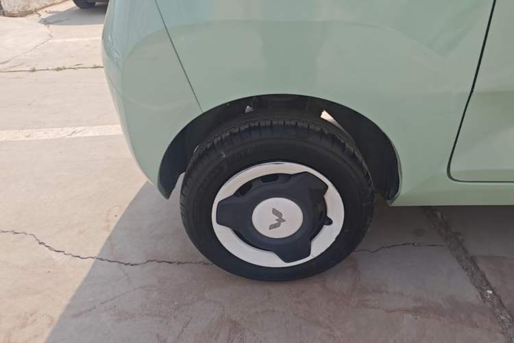 Used Wuling Hongguang MINIEV 2021 Macaron Fashion Model Lithium Iron Phosphate Exterior 5