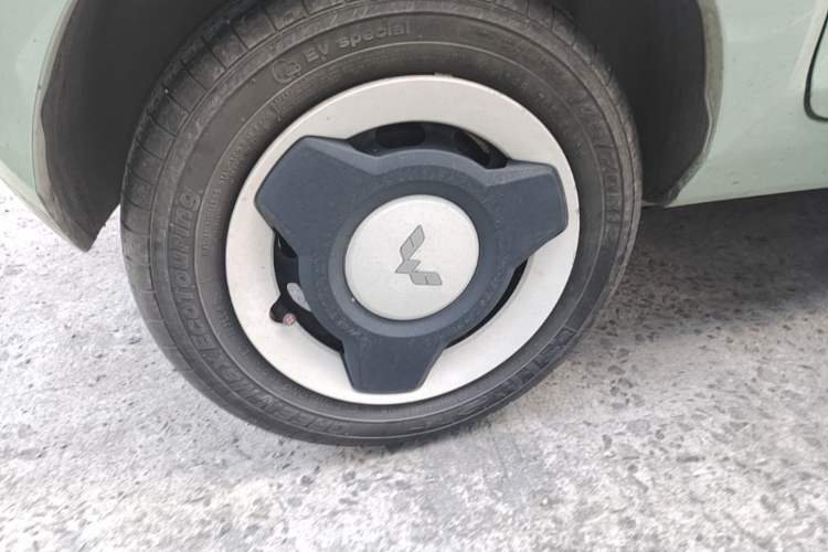 Used Wuling Hongguang MINIEV 2021 Macaron Premium Model – Lithium Iron Phosphate Exterior 5