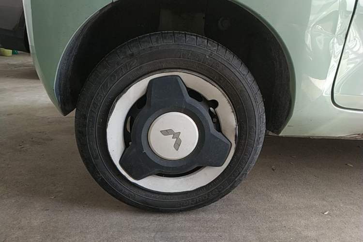 Used Wuling Hongguang MINIEV 2021 Macaron Fashion Model Lithium Iron Phosphate Exterior 5