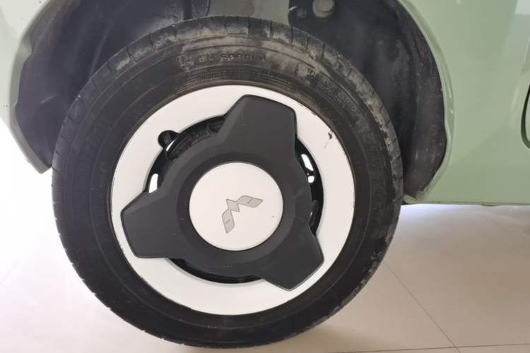 Used Wuling Hongguang MINIEV 2021 Macaron Fashion Edition Lithium-Ion Battery Exterior 5