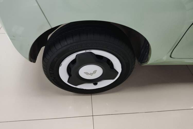 Used Wuling Hongguang MINIEV 2021 Macaron Premium Model – Lithium Iron Phosphate Exterior 5