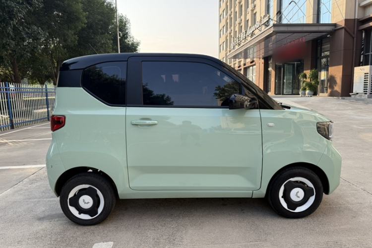 Used Wuling Hongguang MINIEV 2021 Macaron Premium Model – Lithium Iron Phosphate Exterior 7