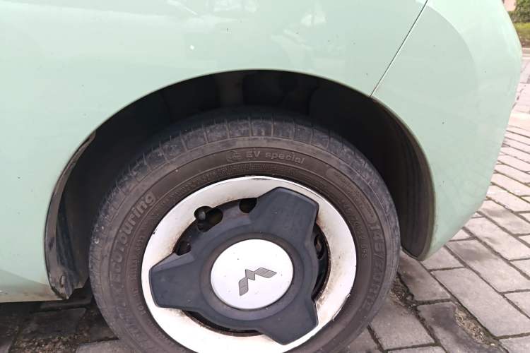 Used Wuling Hongguang MINIEV 2021 Macaron Premium Model – Lithium Iron Phosphate Exterior 7
