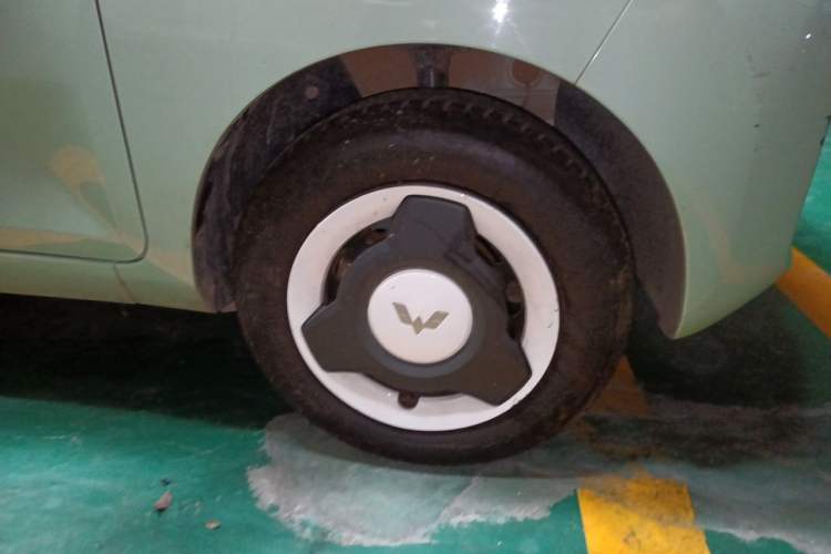 Used Wuling Hongguang MINIEV 2021 Macaron Premium Model – Lithium Iron Phosphate Exterior 7