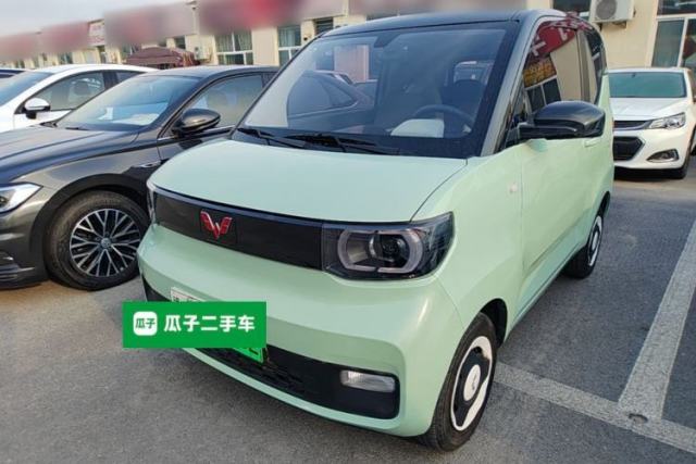 Ojetý Wuling Hongguang MINIEV 2021 Macaron Fashion Model Lithium Iron Phosphate