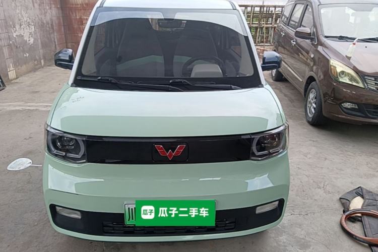 Used Wuling Hongguang MINIEV 2021 Macaron Fashion Model Lithium Iron Phosphate Front