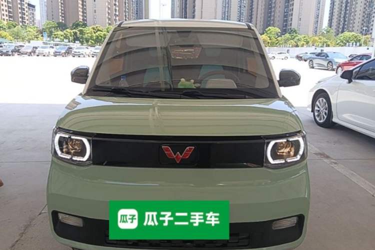 Used Wuling Hongguang MINIEV 2021 Macaron Sandwich Model 170 km Lithium Iron Phosphate Front