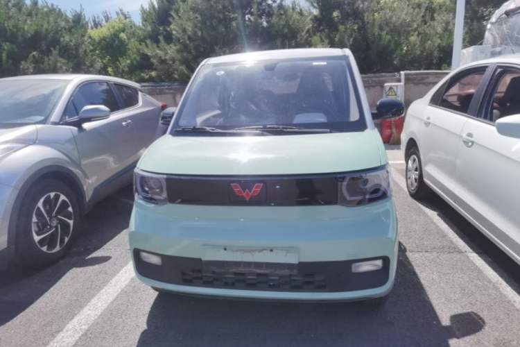 Used Wuling Hongguang MINIEV 2021 Macaron Premium Model – Lithium Iron Phosphate Front